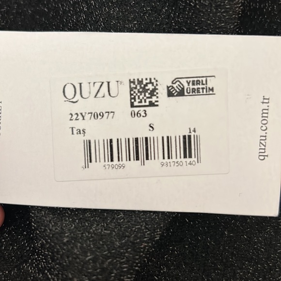 Shimmery pants - Picture 5 of 5